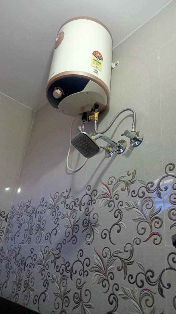Sri Vasavi Home Stay Tiruvannāmalai Extérieur photo